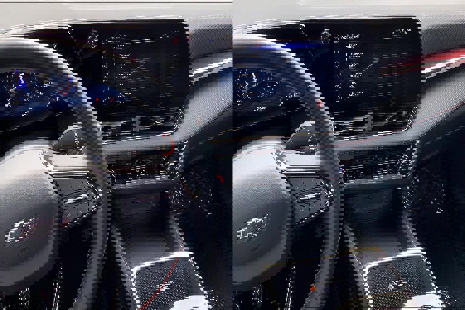 Used 2025 Chevrolet Equinox RS w/ Safety and Technology Package image 8