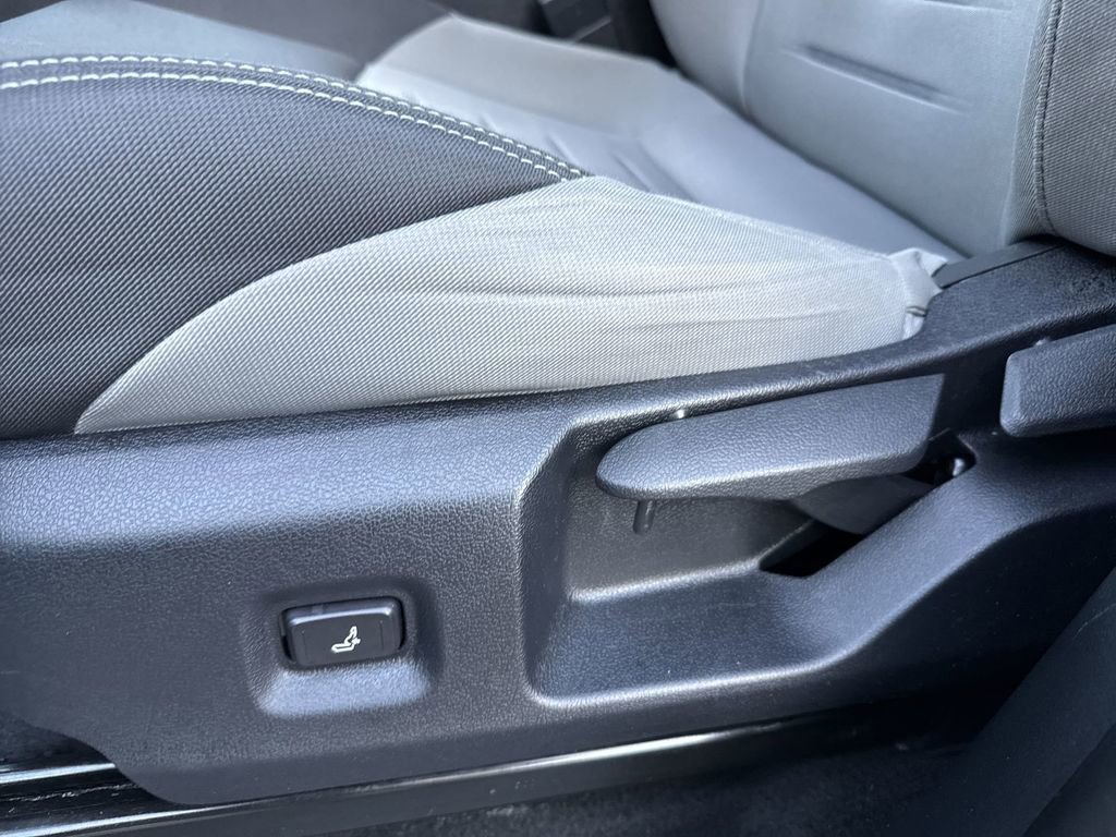 Used 2024 Toyota Tacoma TRD Off-Road image 12