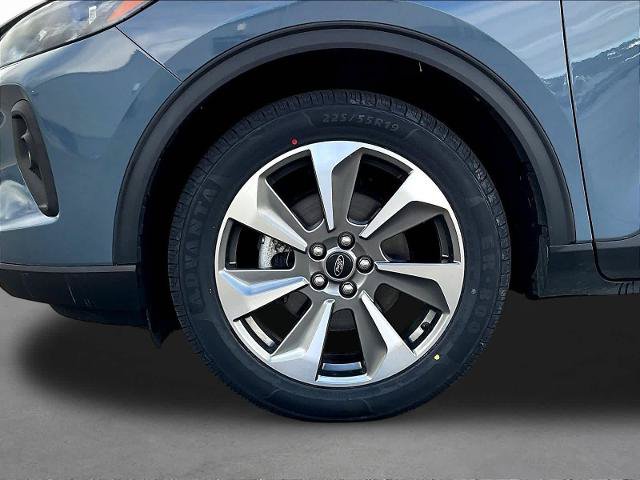 Certified 2024 Ford Escape Platinum AWD/4WD image 35
