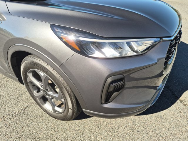 Certified 2023 Ford Escape ST-Line w/ Tech Pack #1 FWD image 10