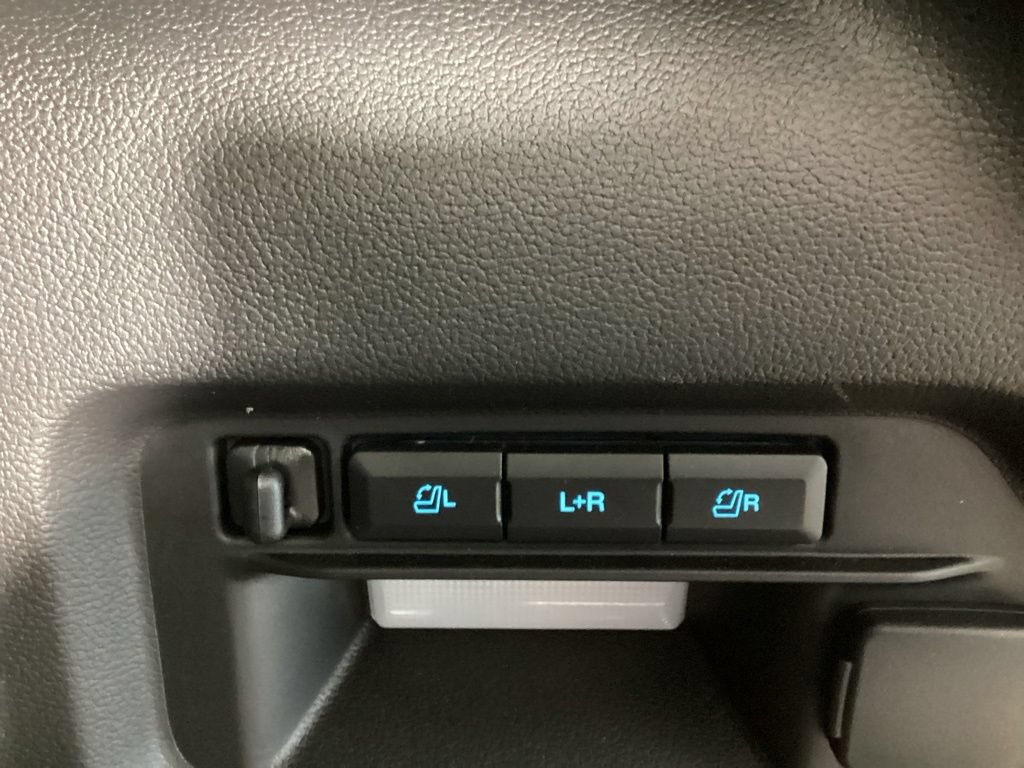 Certified 2023 Ford Explorer Platinum w/ Technology Package AWD/4WD image 14