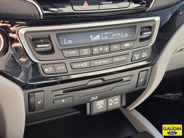 Used 2022 Honda Pilot Touring image 24