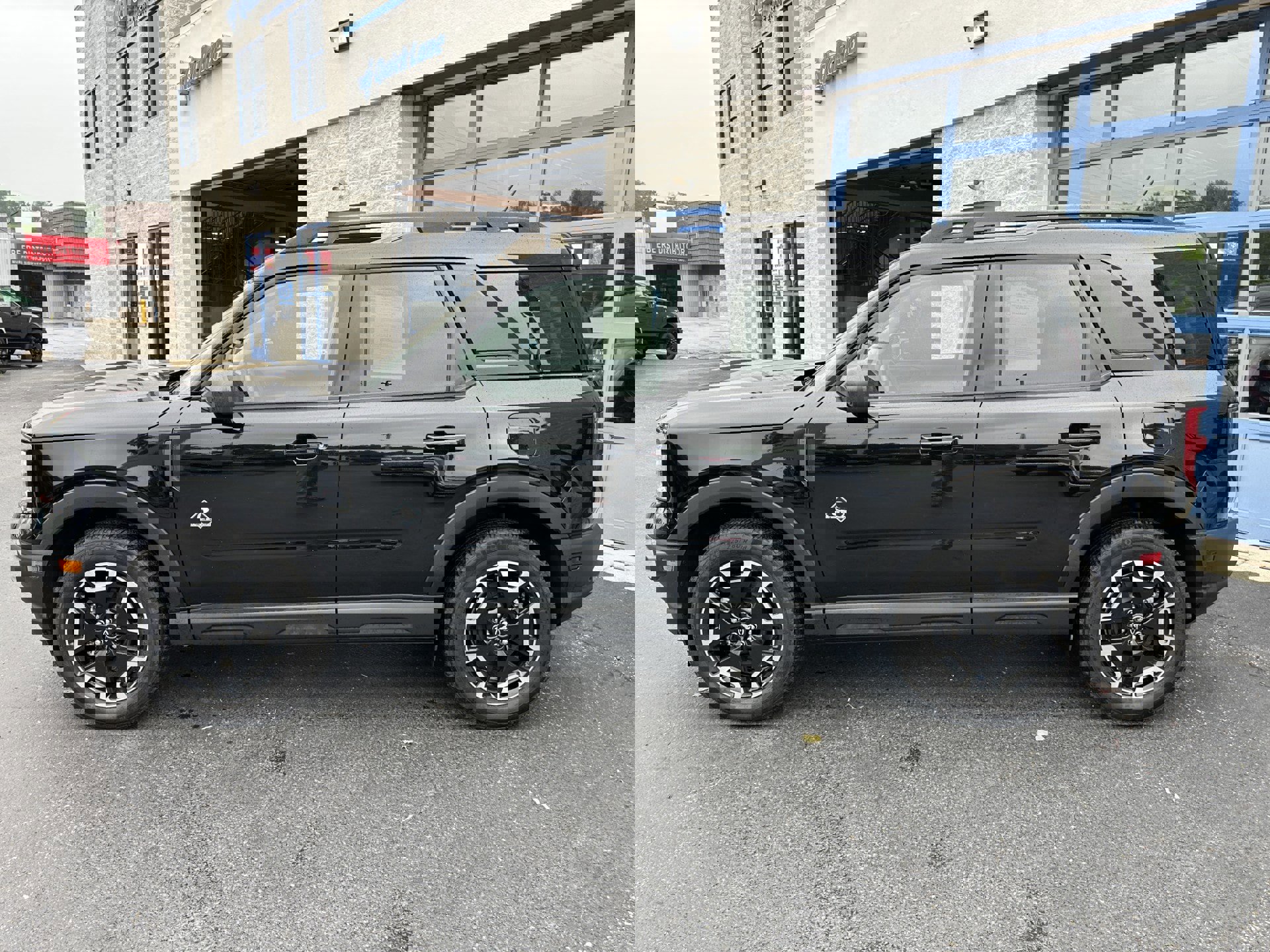 Certified 2024 Ford Bronco Sport Outer Banks image 4