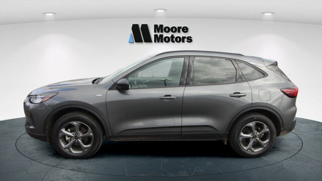Certified 2025 Ford Escape ST-Line AWD/4WD image 6