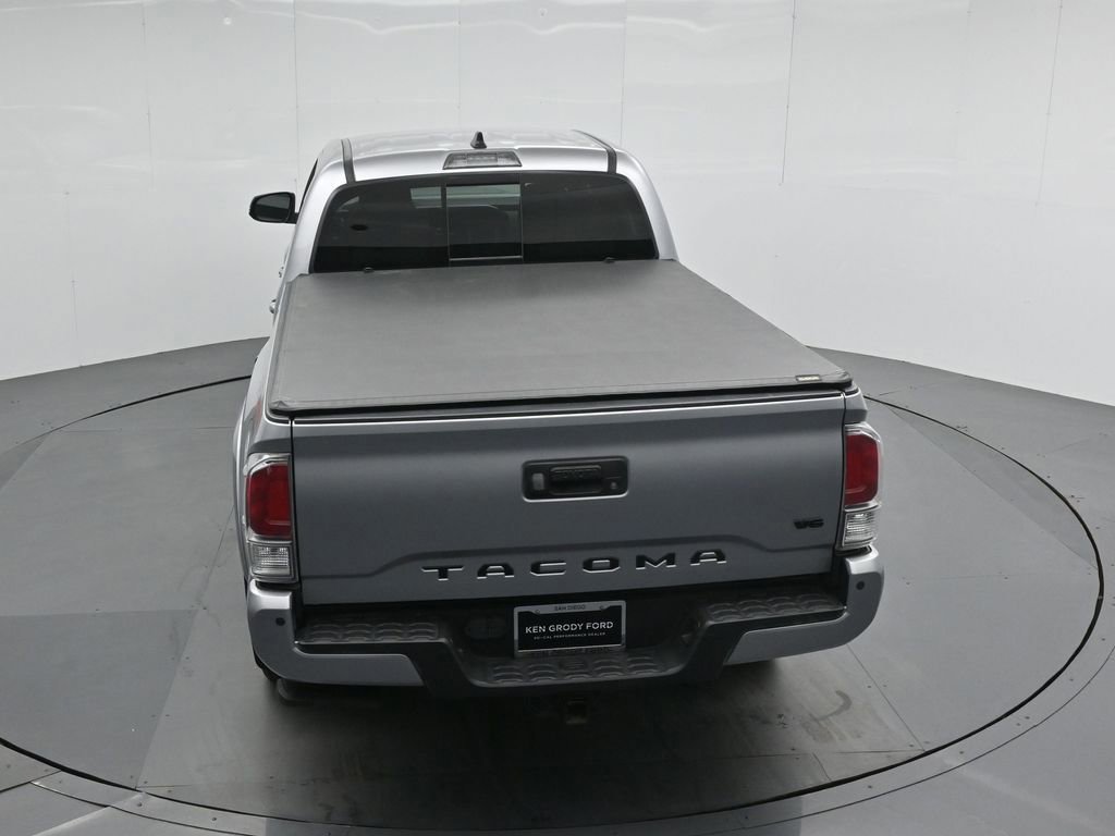 Used 2021 Toyota Tacoma TRD Sport w/ Technology Package image 15