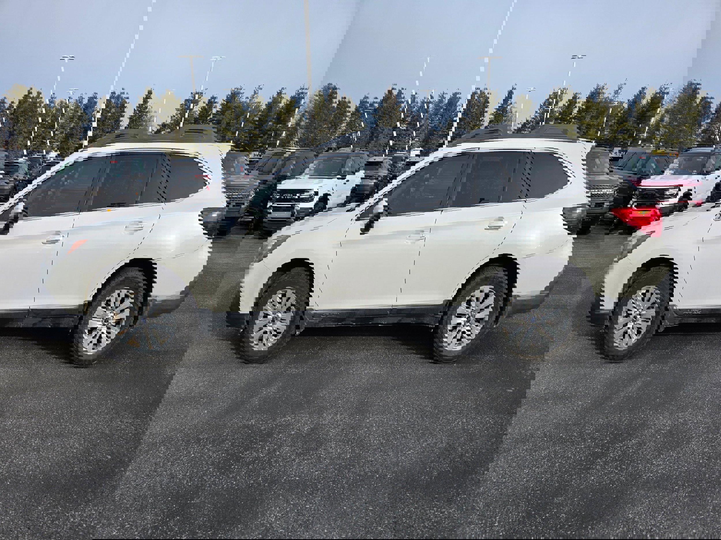 Used 2019 Subaru Outback 2.5i Premium w/ Popular Package #2 video 2