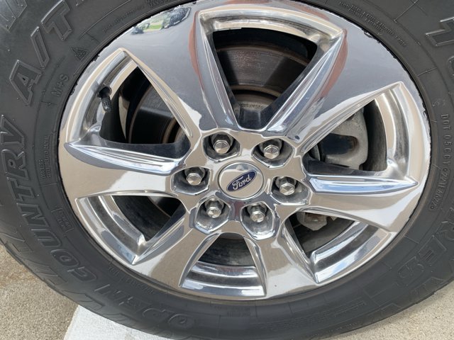 Certified 2019 Ford F150 XLT w/ Equipment Group 302A Luxury AWD/4WD image 14