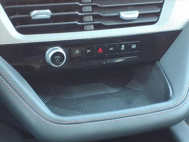 Certified 2025 Ford Explorer Active image 11