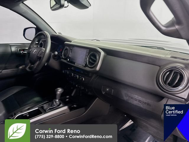 Used 2021 Toyota Tacoma TRD Sport w/ TRD Premium Sport Package AWD/4WD image 32