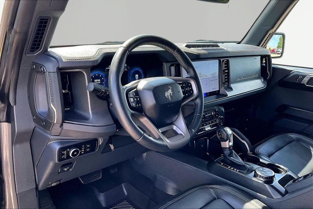 Certified 2025 Ford Bronco Badlands AWD/4WD image 14