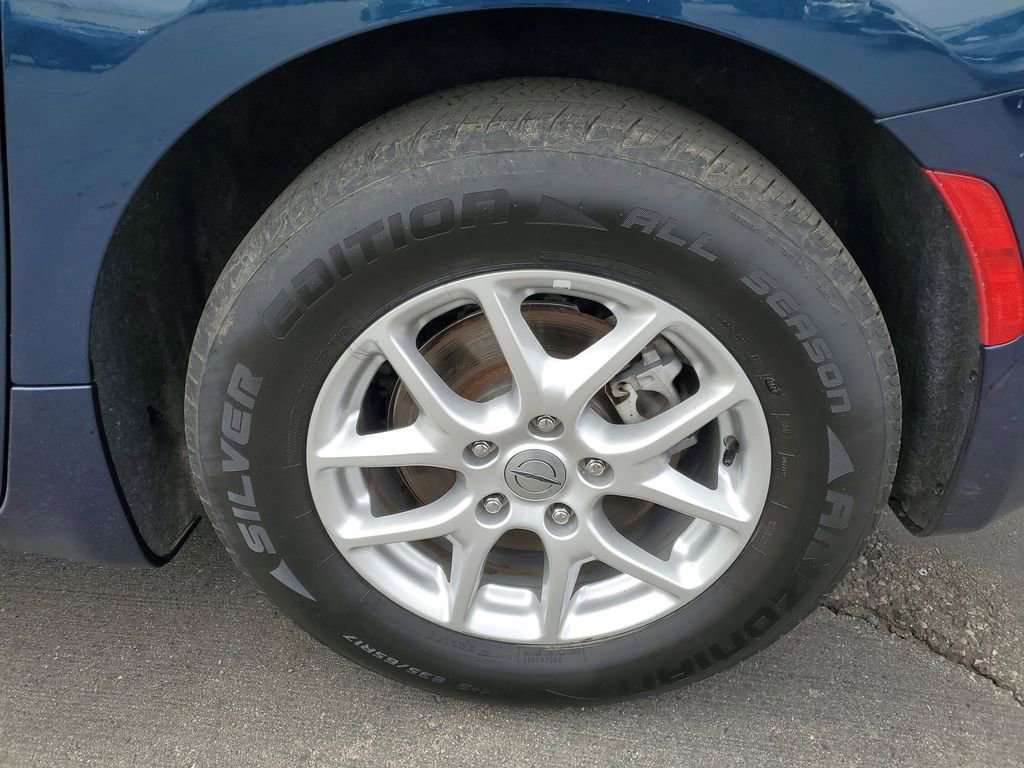 Used 2023 Chrysler Pacifica Touring-L image 33