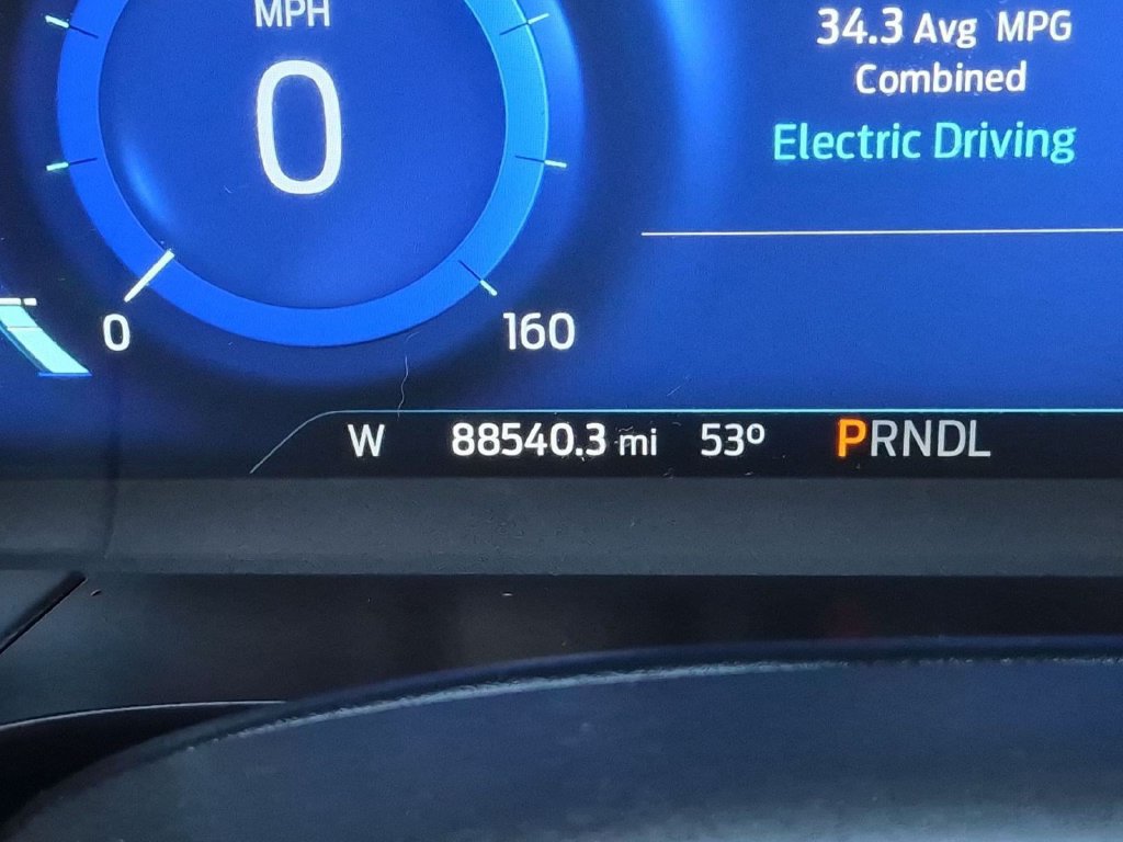 Certified 2020 Ford Escape Titanium AWD/4WD image 16
