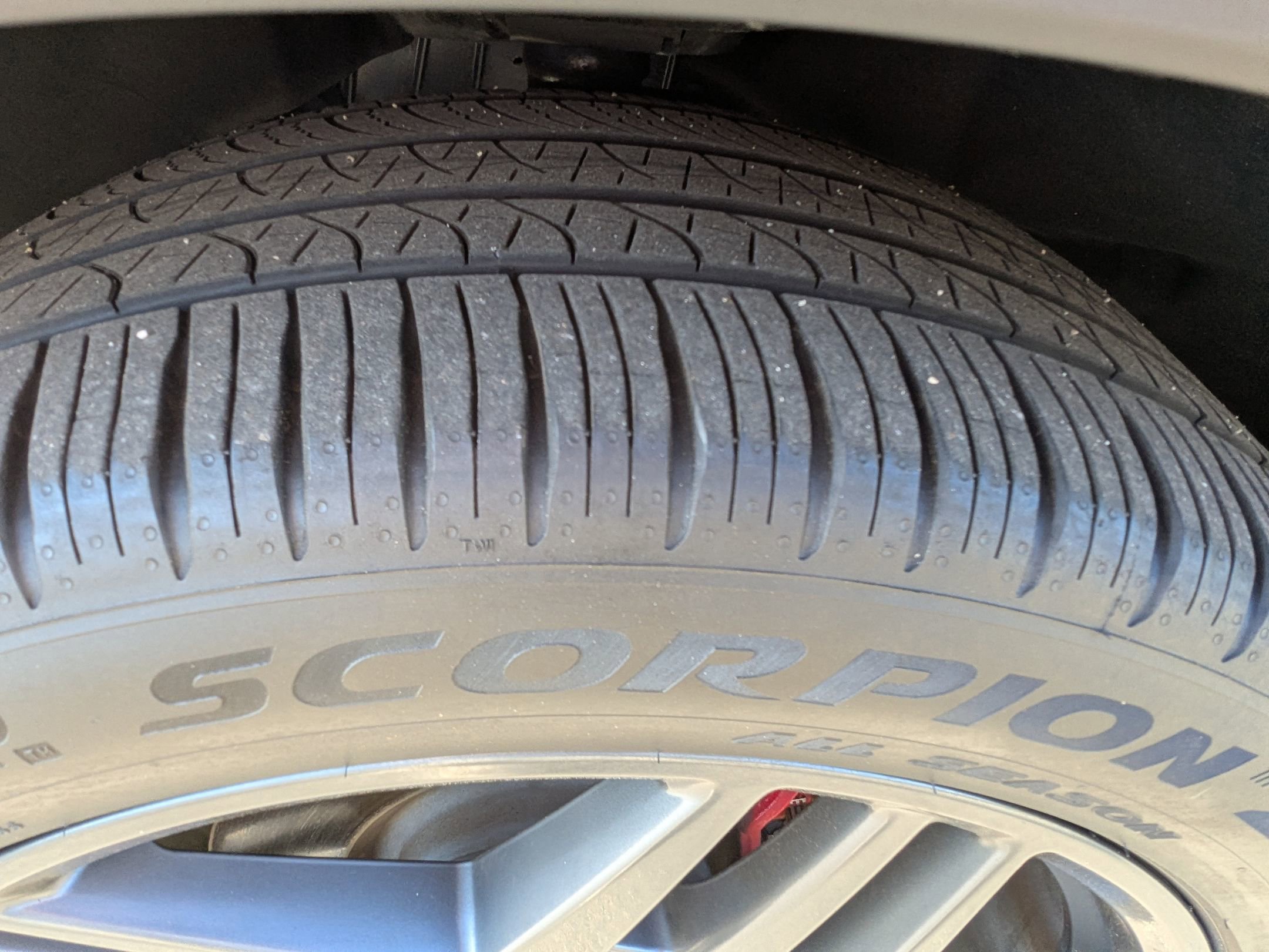 Certified 2025 Ford Explorer ST image 11