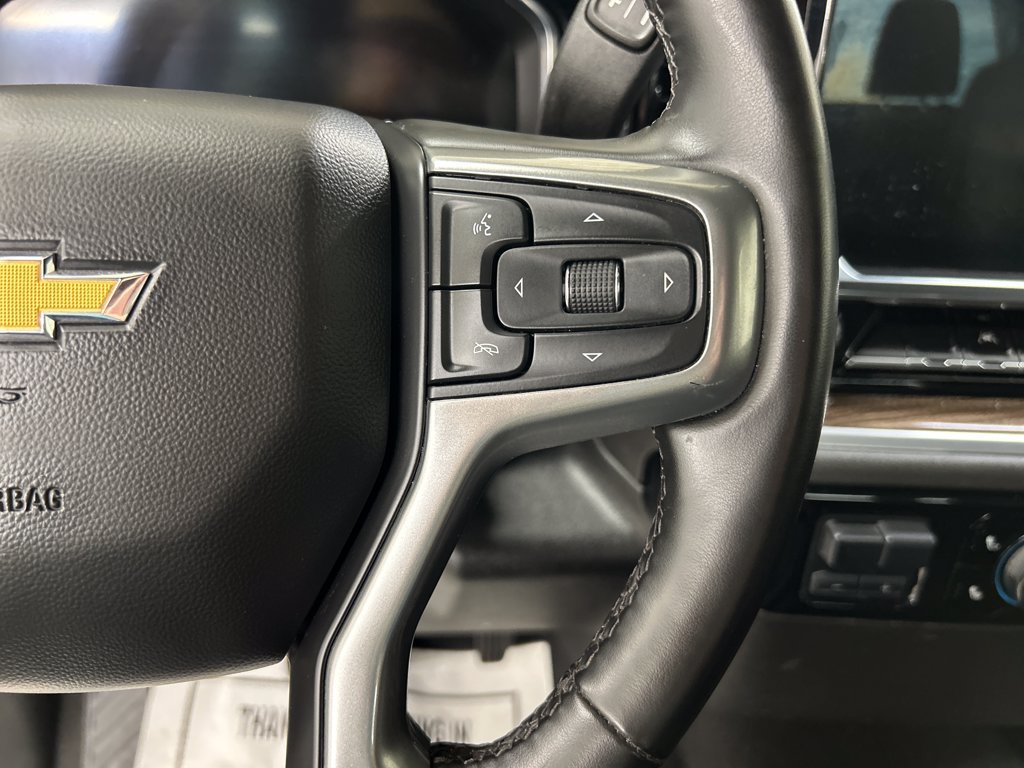 Used 2025 Chevrolet Silverado 1500 LT AWD/4WD image 22