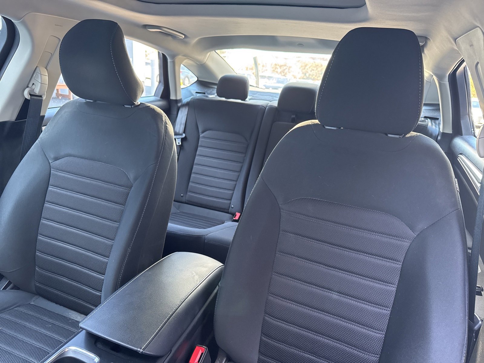 Certified 2019 Ford Fusion SE image 40