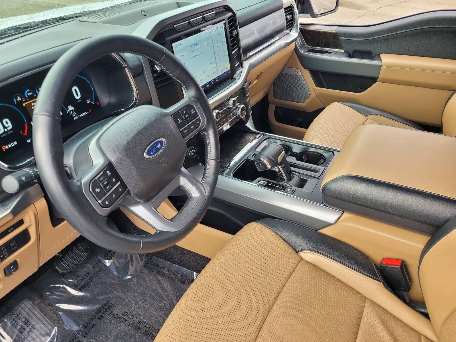 Certified 2022 Ford F150 Lariat w/ Equipment Group 502A High image 19