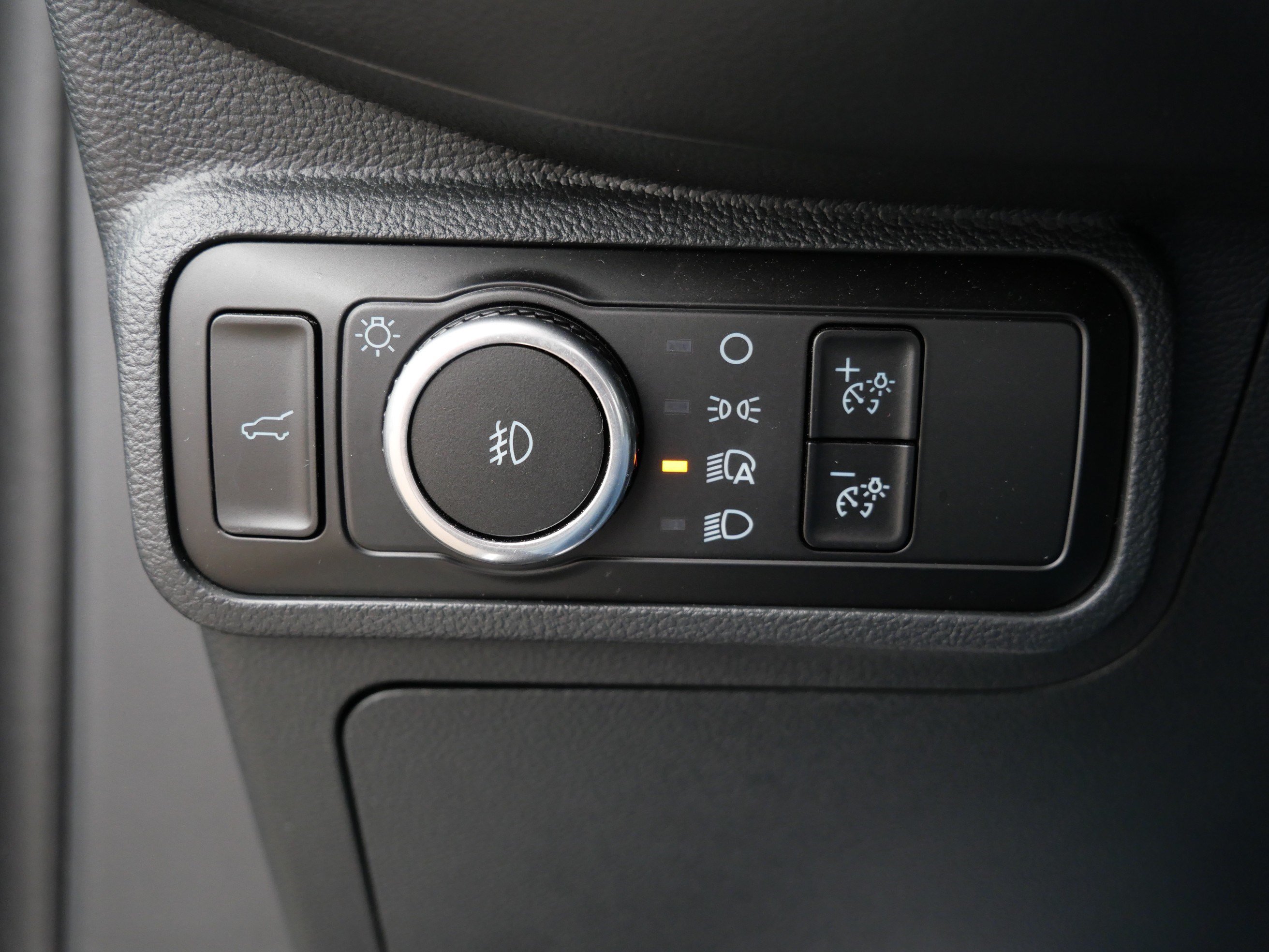 Certified 2025 Ford Explorer ST-Line AWD/4WD image 26