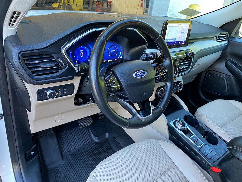 Certified 2021 Ford Escape SEL w/ Technology Package AWD/4WD image 23