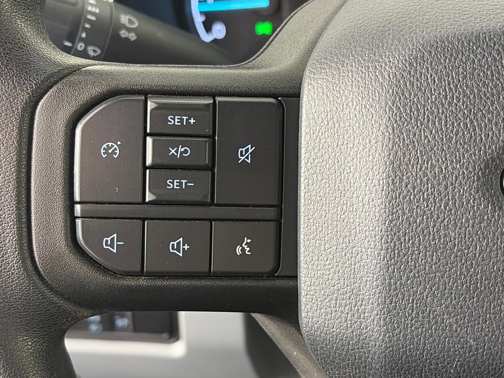 Certified 2025 Ford F250 XLT AWD/4WD image 17