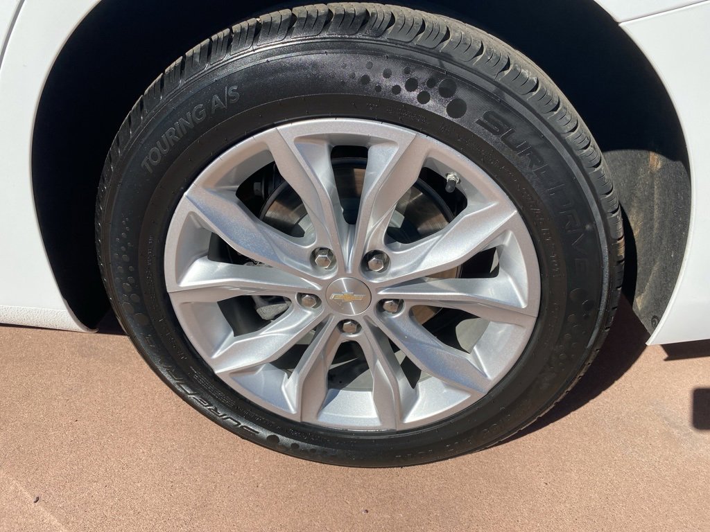 Used 2024 Chevrolet Malibu LT image 38