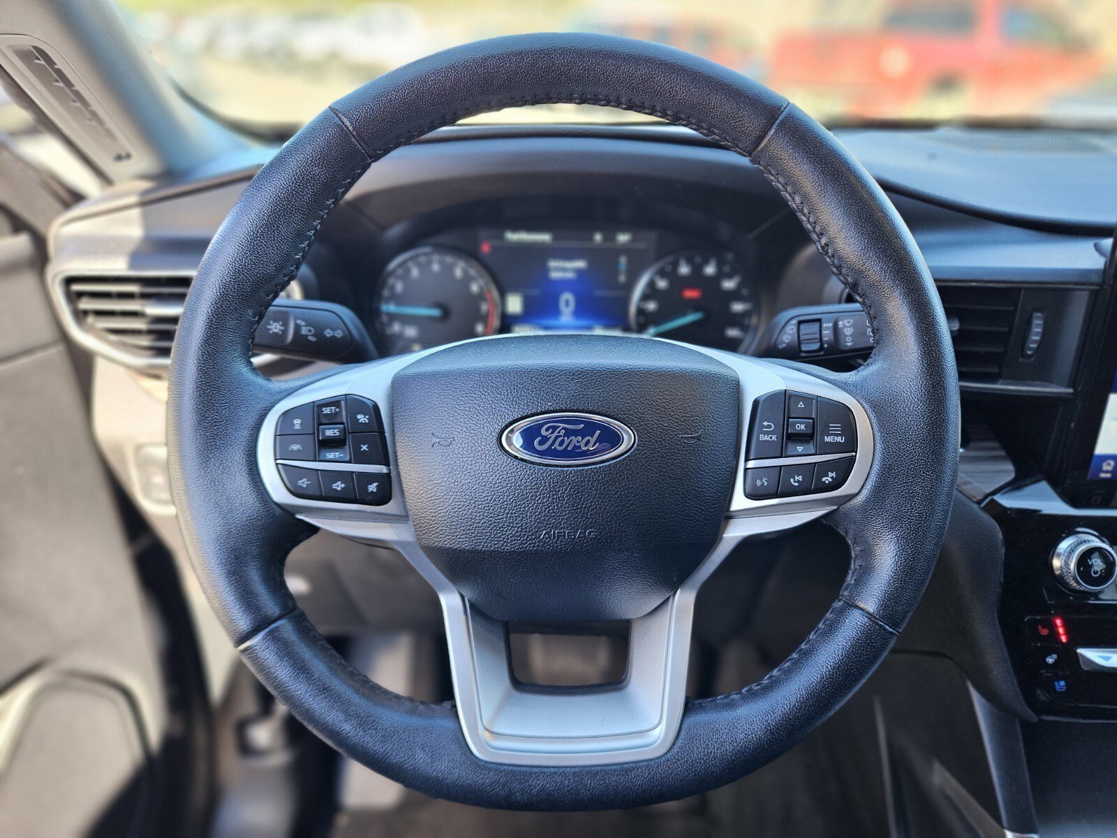 Certified 2022 Ford Explorer Limited w/ Limited Technology Package image 27