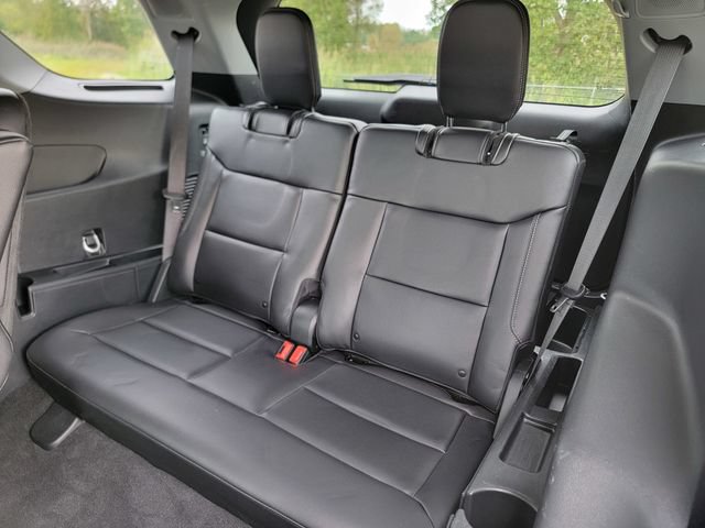 Certified 2023 Ford Explorer Limited w/ Limited Technology Package AWD/4WD image 22