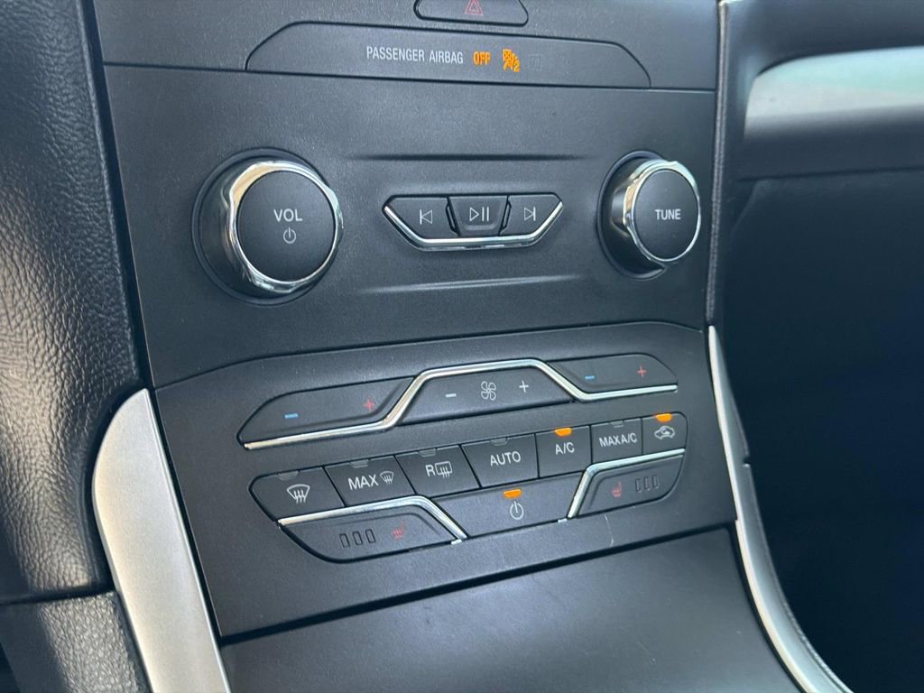 Certified 2020 Ford Edge SEL FWD image 21