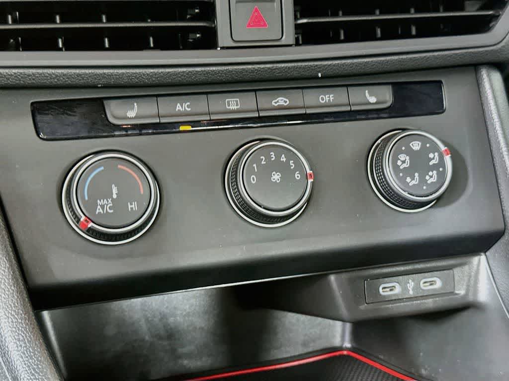 Used 2024 Volkswagen Jetta Sport FWD image 17