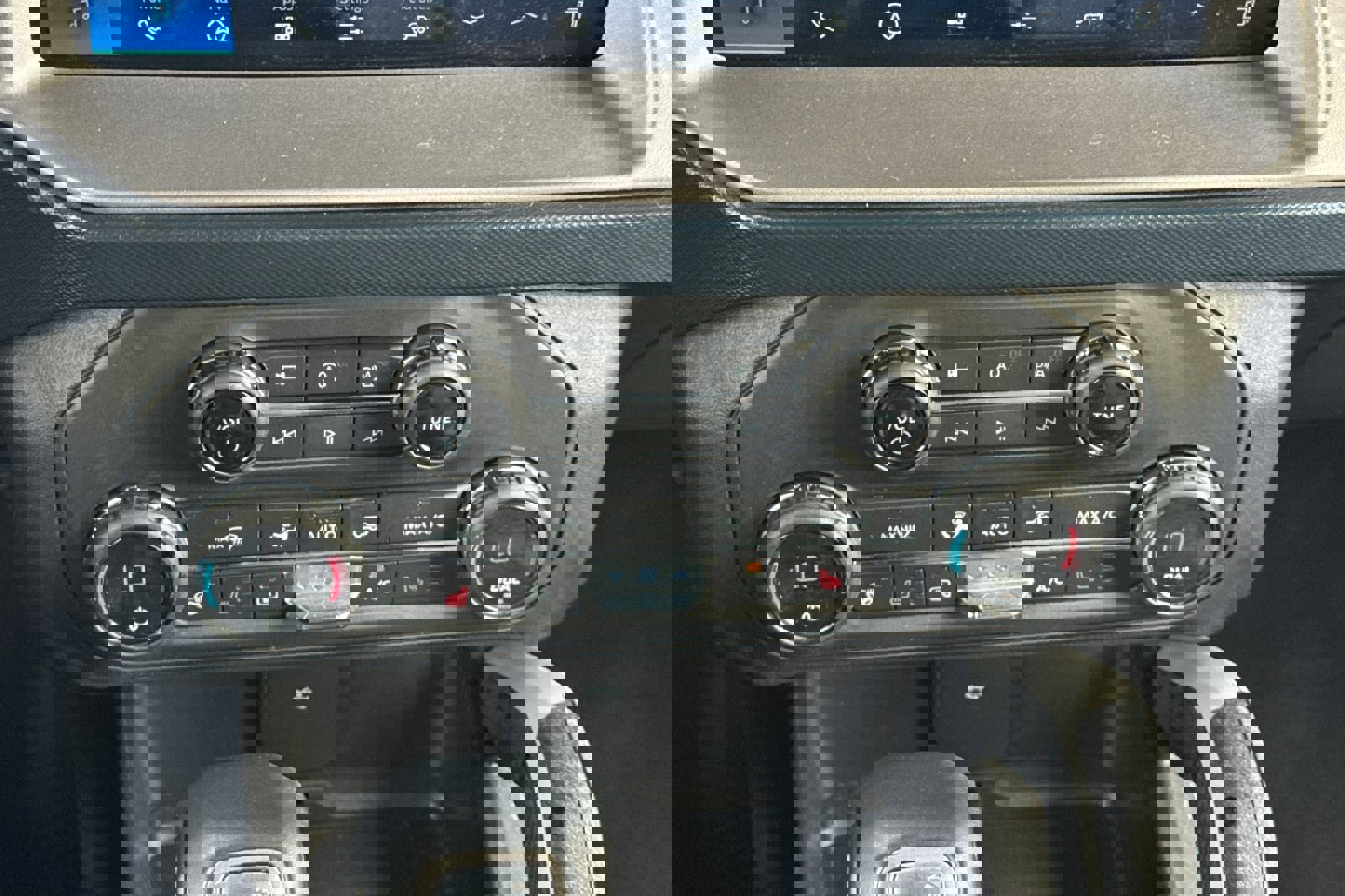 Certified 2021 Ford Bronco Outer Banks image 22