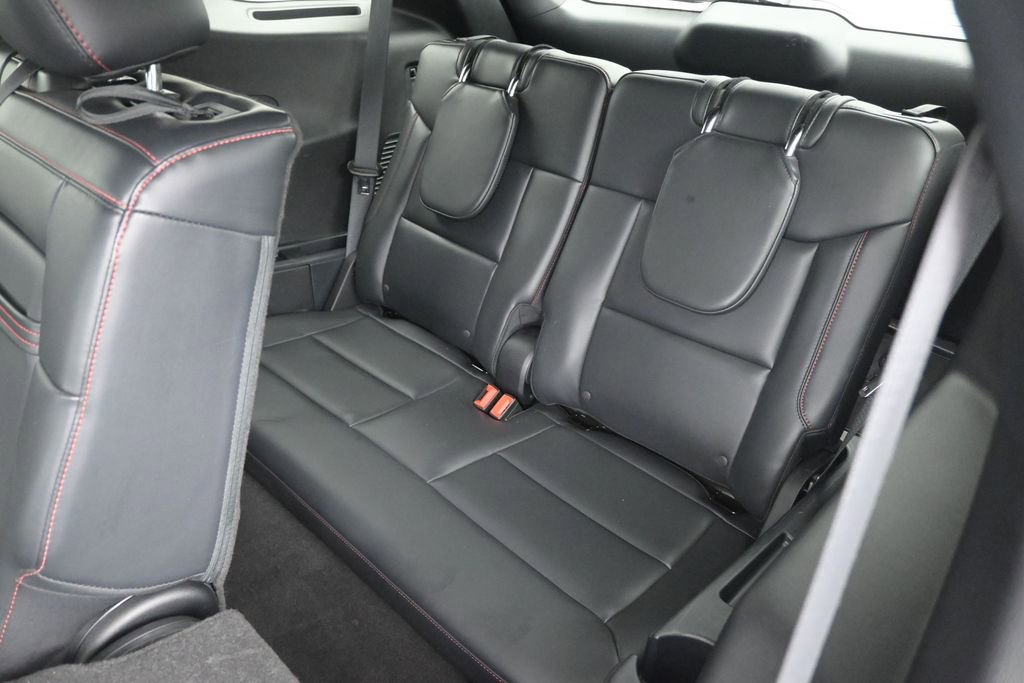 Certified 2025 Ford Explorer ST-Line RWD image 15