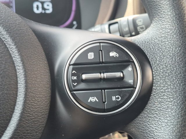 Used 2023 Kia Soul LX FWD image 19