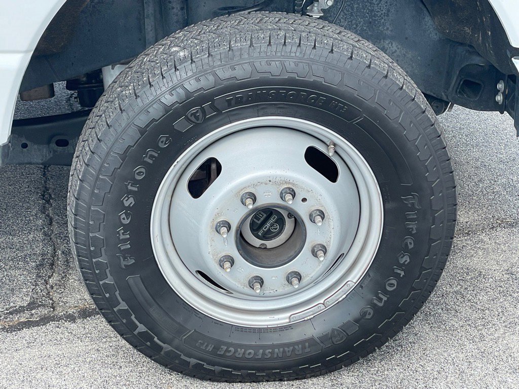 Certified 2024 Ford F350 XLT image 10