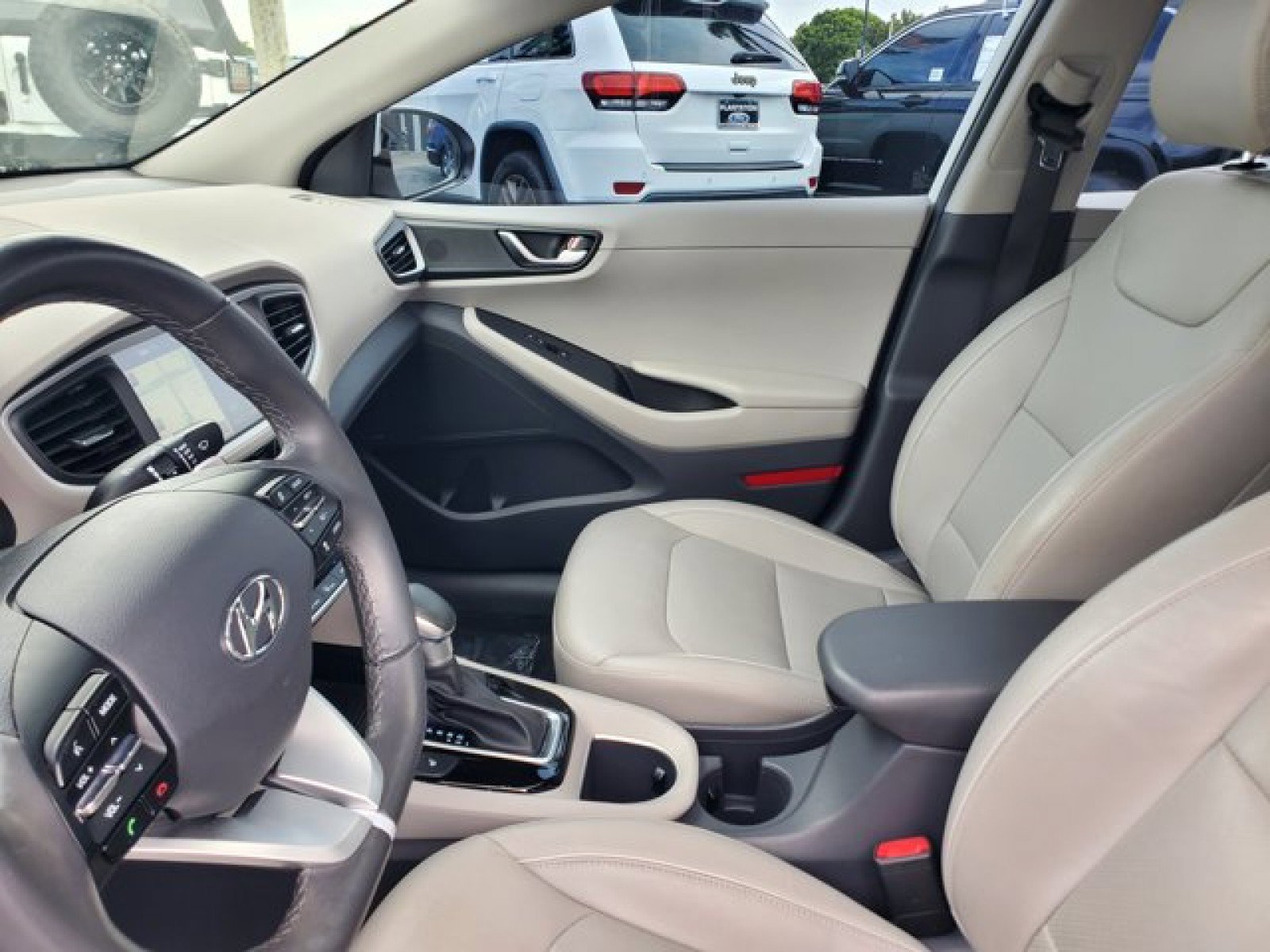 Used 2019 Hyundai Ioniq Limited w/ Ultimate Package 02 image 10