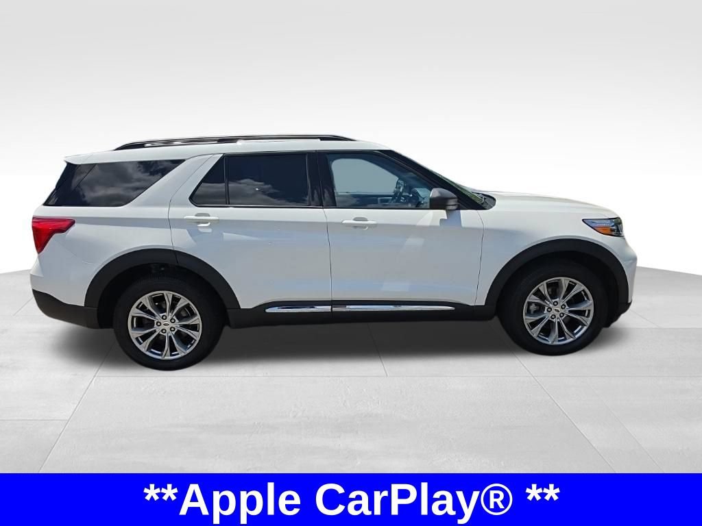 Certified 2023 Ford Explorer XLT w/ Equipment Group 202A AWD/4WD image 4