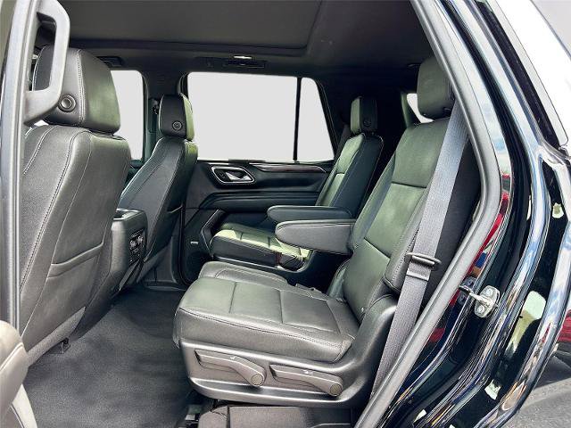 Used 2022 Chevrolet Tahoe LT w/ Luxury Package AWD/4WD image 28