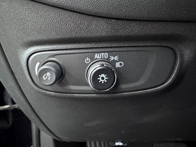 Used 2022 Chevrolet Equinox LT image 15