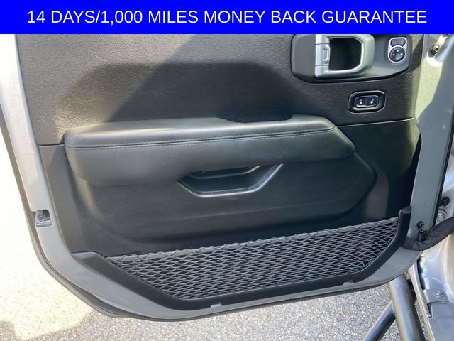 Used 2021 Jeep Wrangler Unlimited Sahara AWD/4WD image 10