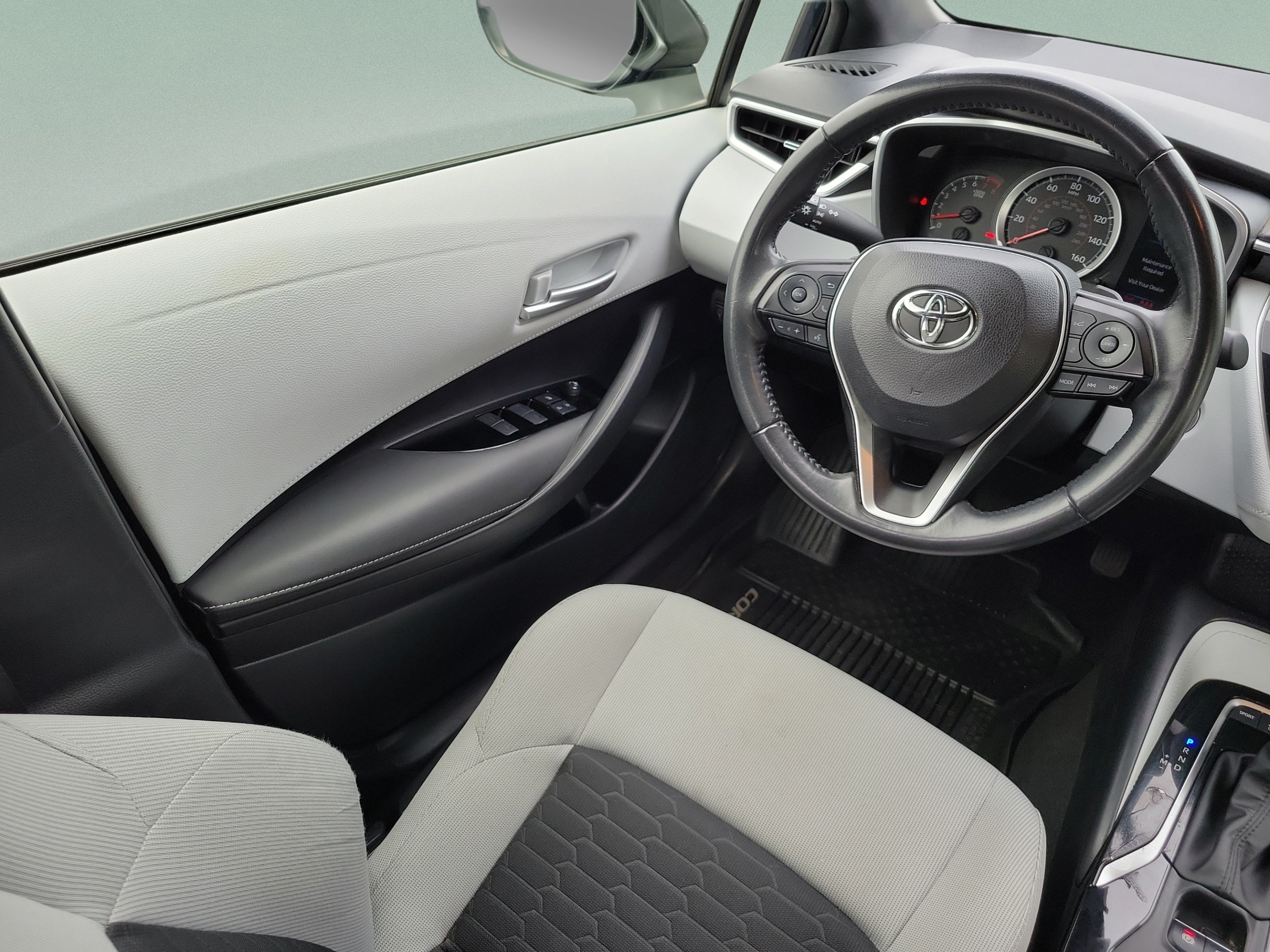 Used 2022 Toyota Corolla SE w/ SE Preferred Package FWD image 12