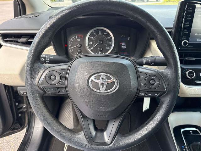 Used 2022 Toyota Corolla LE image 20