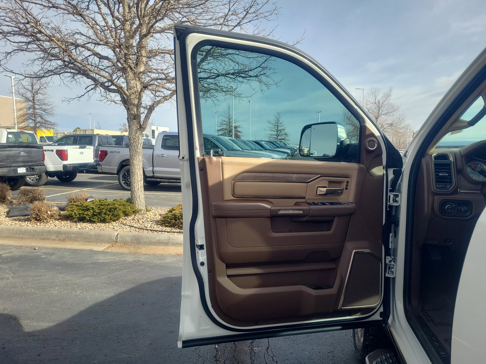 Used 2022 RAM 3500 Limited image 13