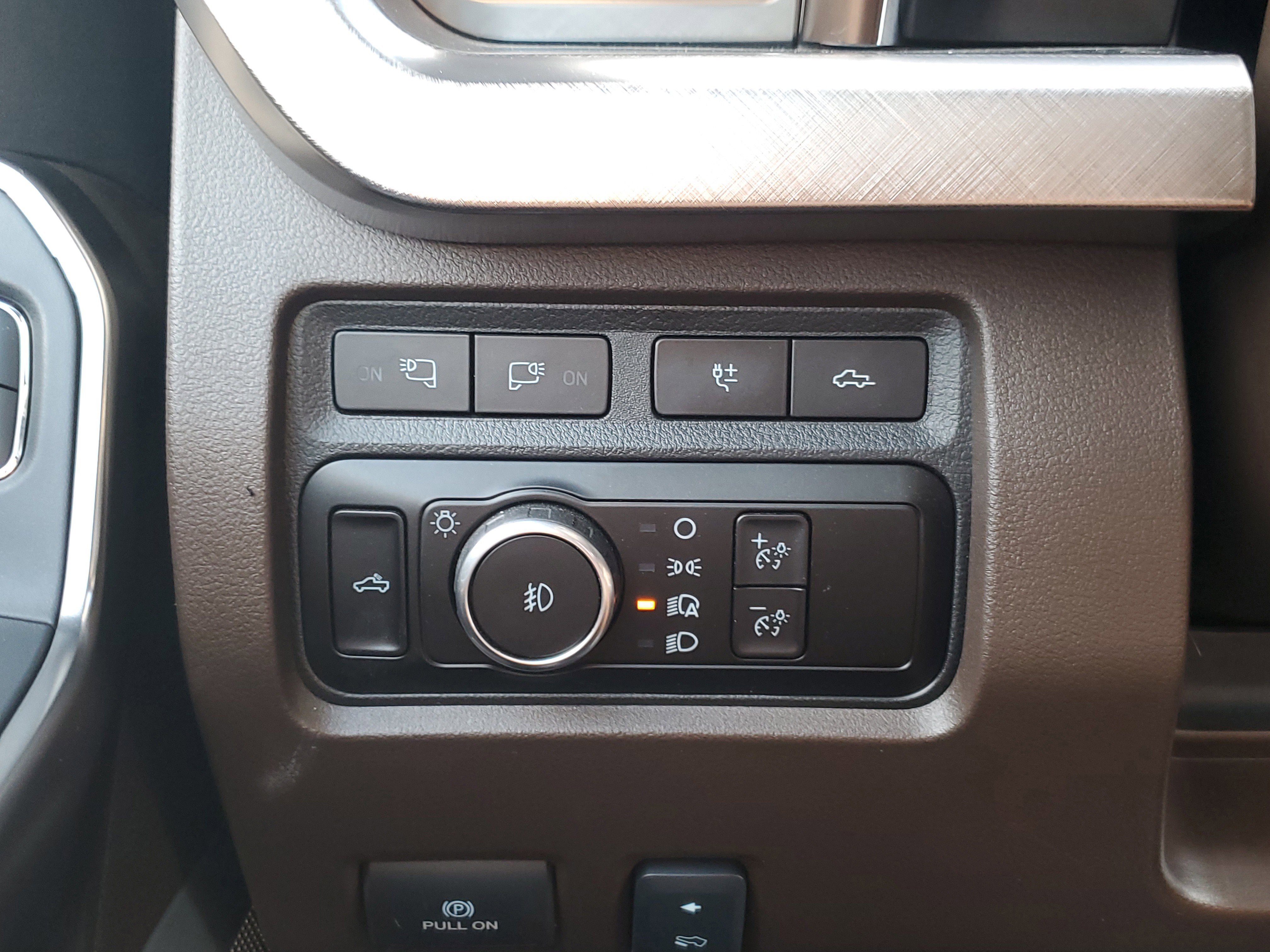 Certified 2023 Ford F350 King Ranch w/ FX4 Off-Road Package image 28