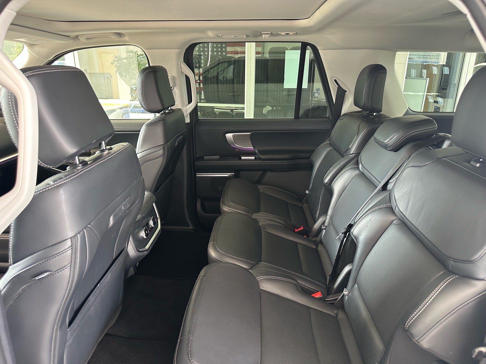 Certified 2025 Ford Expedition Max Platinum AWD/4WD image 25