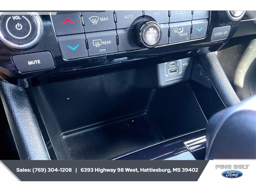 Used 2022 Jeep Compass Limited AWD/4WD image 23