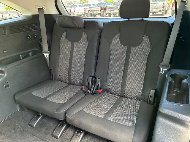 Used 2023 Kia Sorento LX FWD image 16