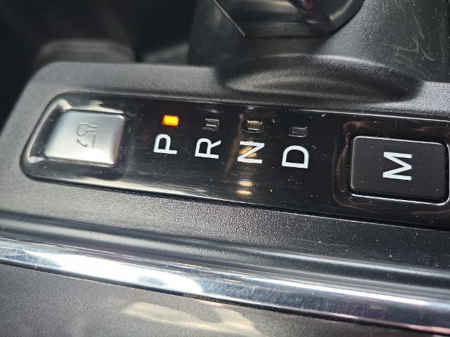 Certified 2022 Ford F150 XLT w/ Equipment Group 302A High image 25