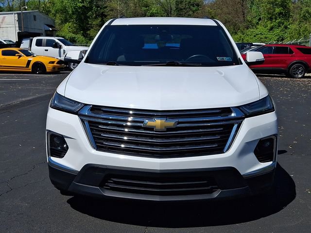 Used 2023 Chevrolet Traverse LT AWD/4WD image 3