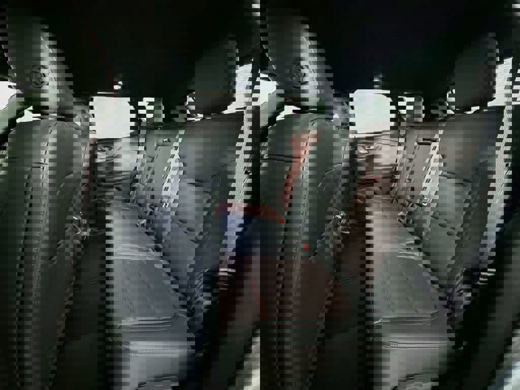 Used 2025 Chevrolet Blazer RS image 17