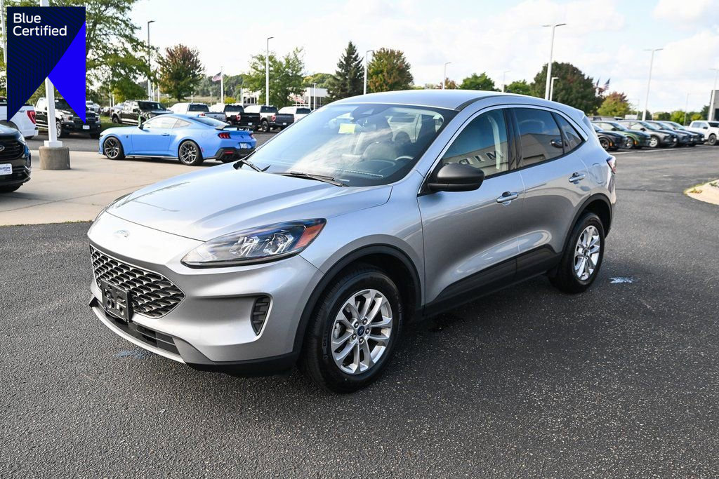 Certified 2022 Ford Escape SE AWD/4WD image 1