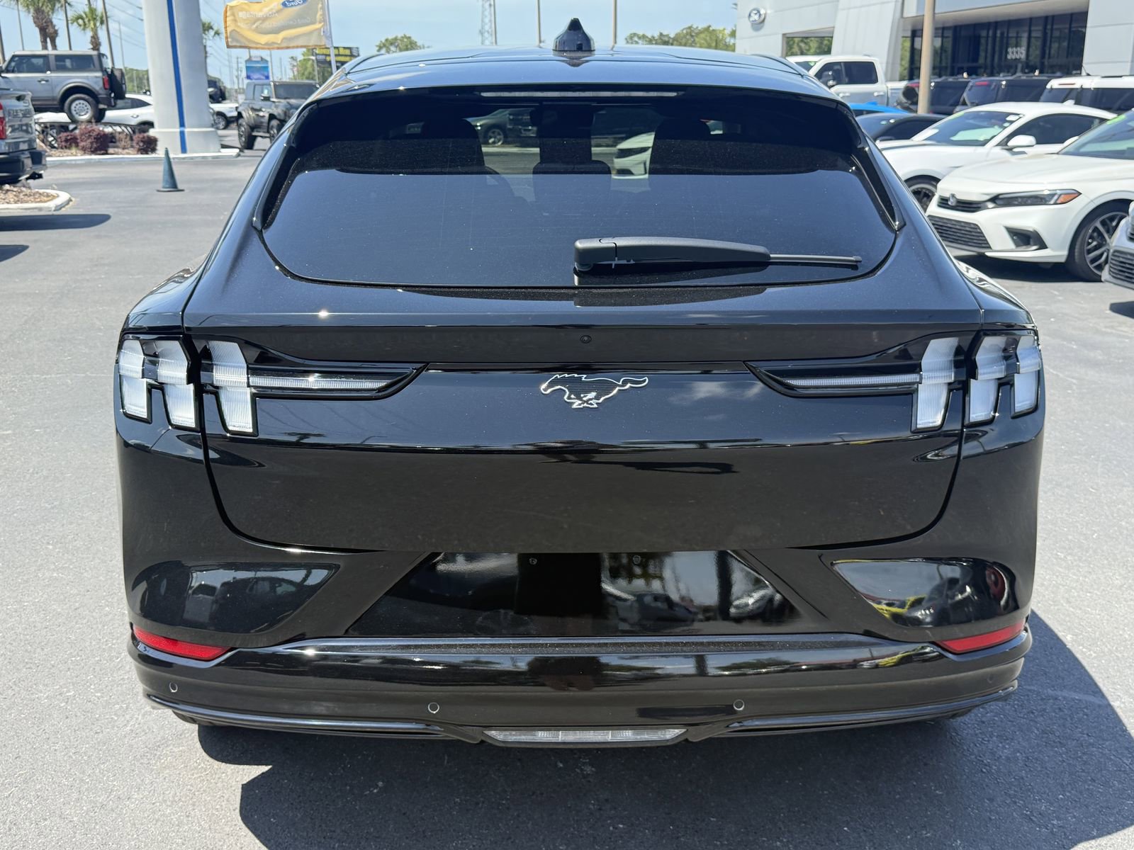 Certified 2025 Ford Mustang Mach-E Premium w/ Sport Appearance Package AWD/4WD image 5