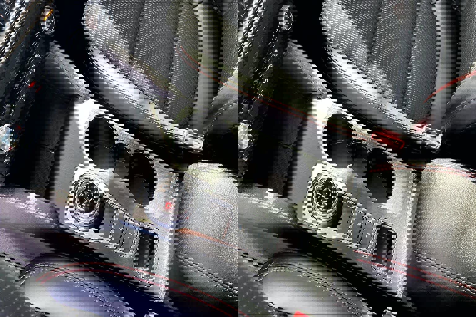 Certified 2024 Ford Escape ST-Line w/ Tech Pack #1 image 17